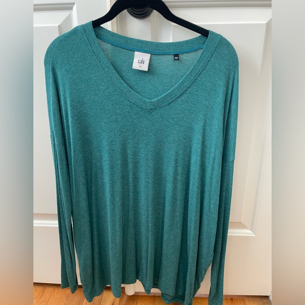 Cabi Serenity Tee Size XS Extra Small. Emerald green. Excellent!  💖